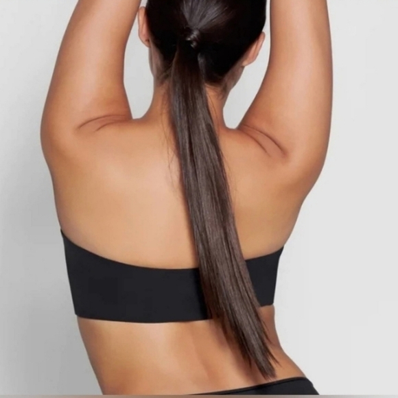 Skims FITS EVERYBODY BANDEAU Bra Black Small NWT - Picture 4 of 7